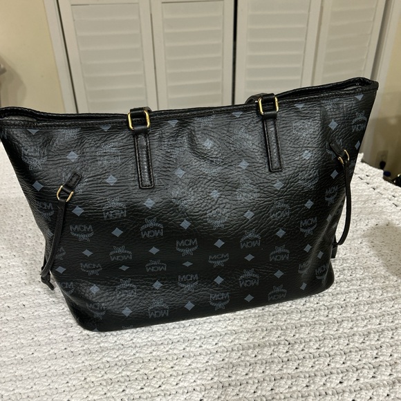 MCM Black Tote Bag - Picture 3 of 17